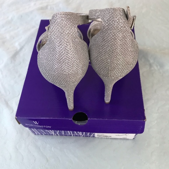 Heels - Picture 5 of 6